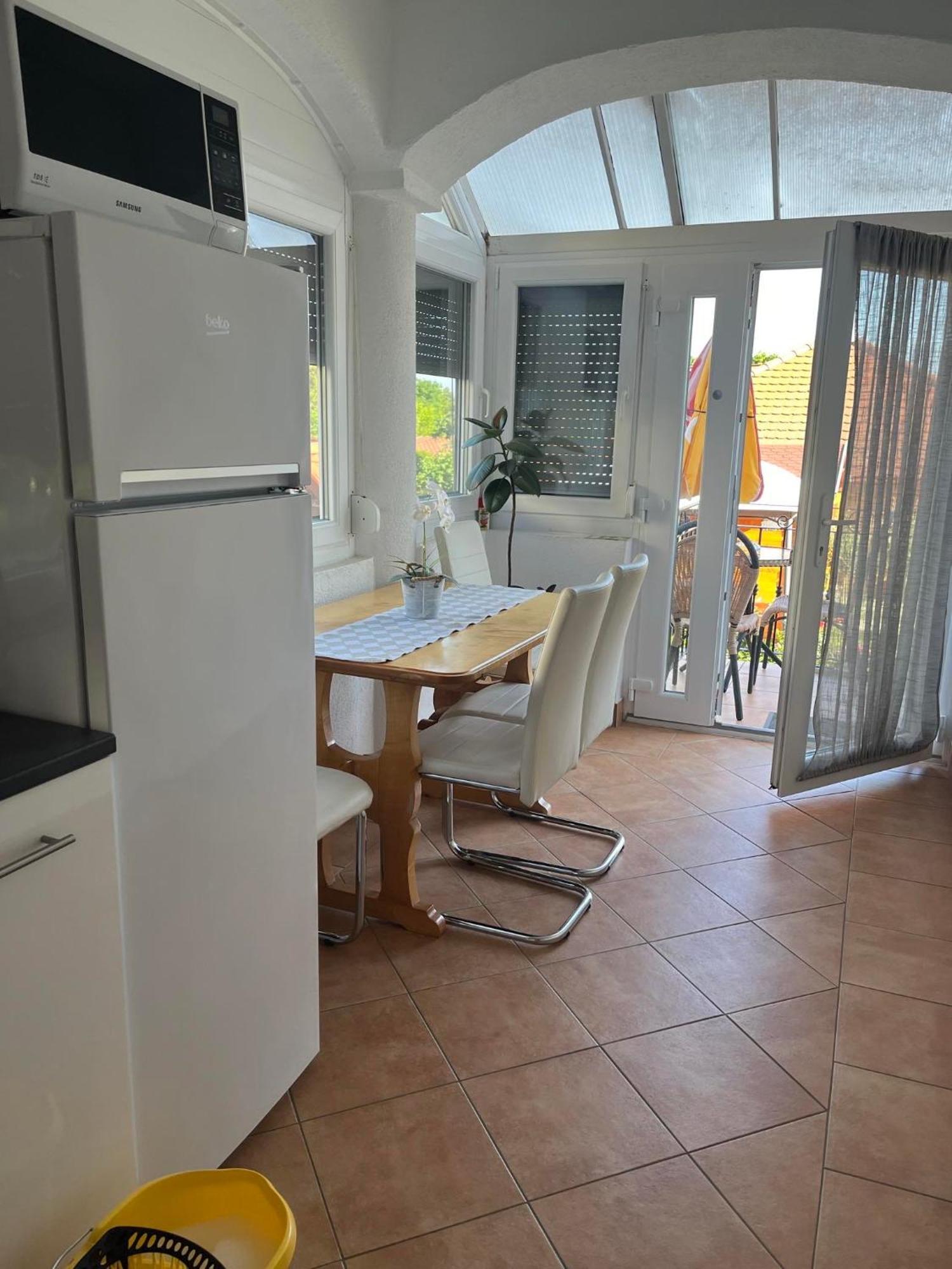 Rege Apartman 2 Alsóörs 外观 照片